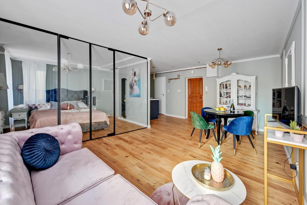 Warzywnicza Old Town Apartment กดัญสก์ ภายนอก รูปภาพ