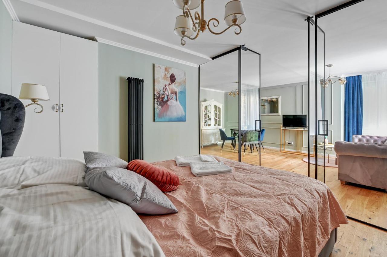 Warzywnicza Old Town Apartment กดัญสก์ ภายนอก รูปภาพ